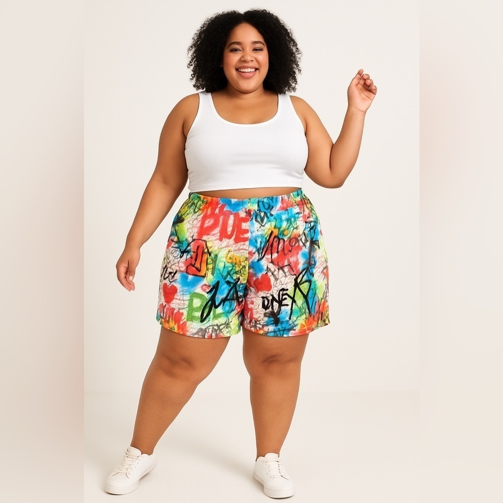 Paper+Tee Women’s Colorful Graffiti Print Shorts Sz 2X